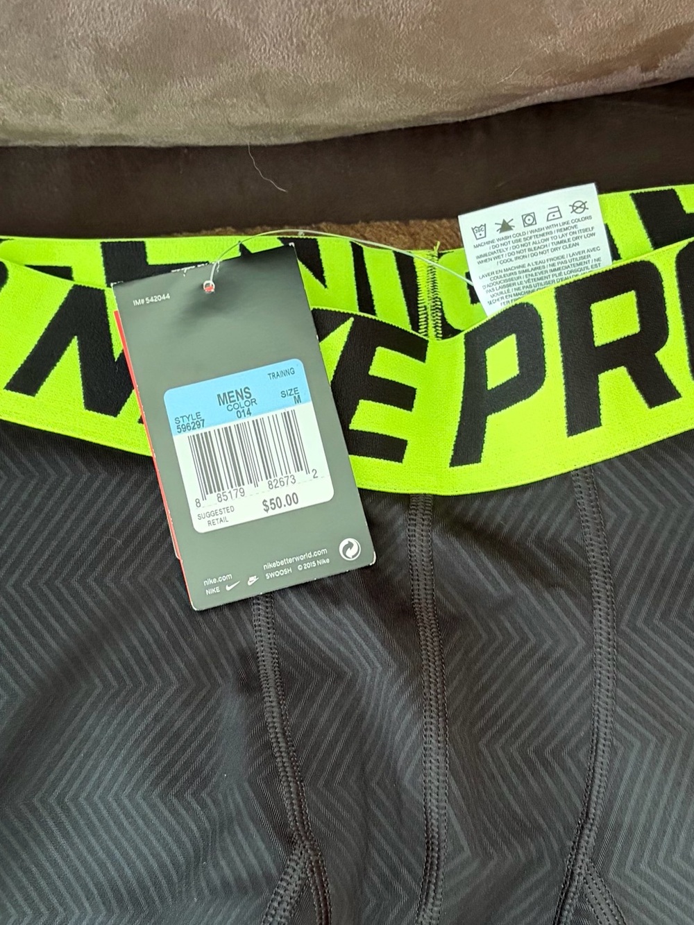 Nike Men’s new with tags size M Black Leggings with Neon Yellow Logo waistband - Picture 2 of 4